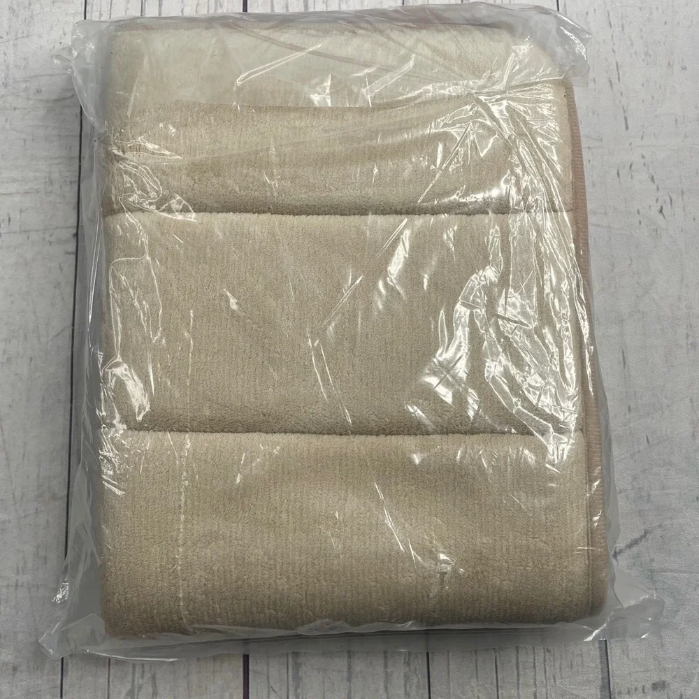 Memory Foam Bath Mat Sofa Cushiony Anti Slip Bottom Beige Soft Plush new NIP